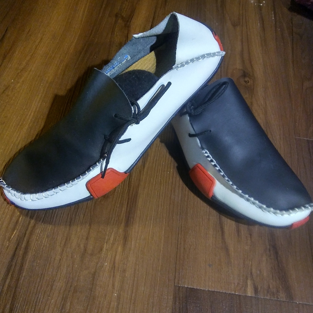 NWOT-Modern Moccasins